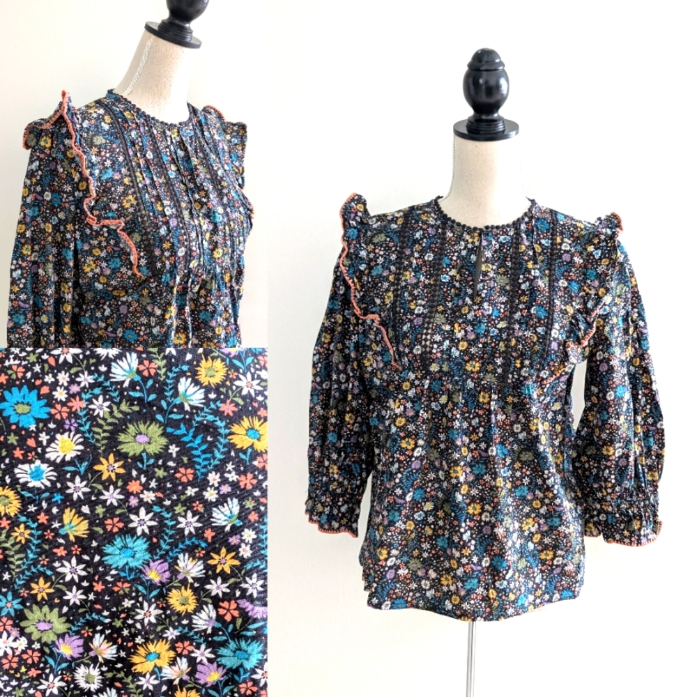 WYSE London Floral Blouse with Ruffle Detail